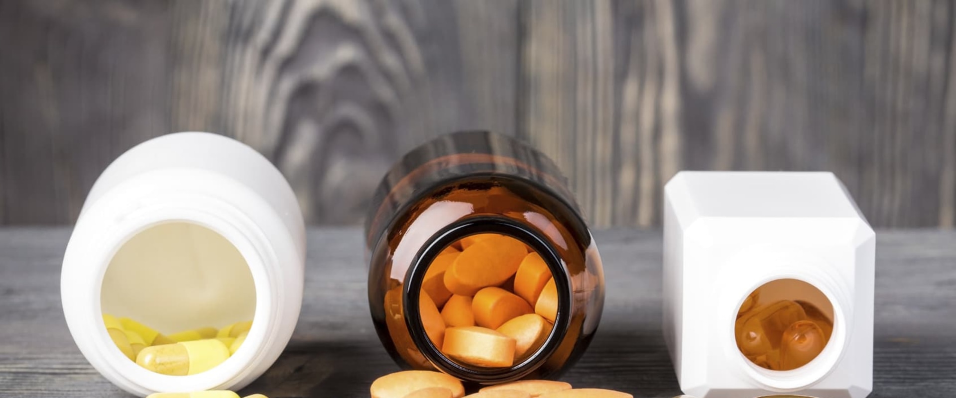 The Difference Between Supplements and Prescription Drugs: What You Need to Know